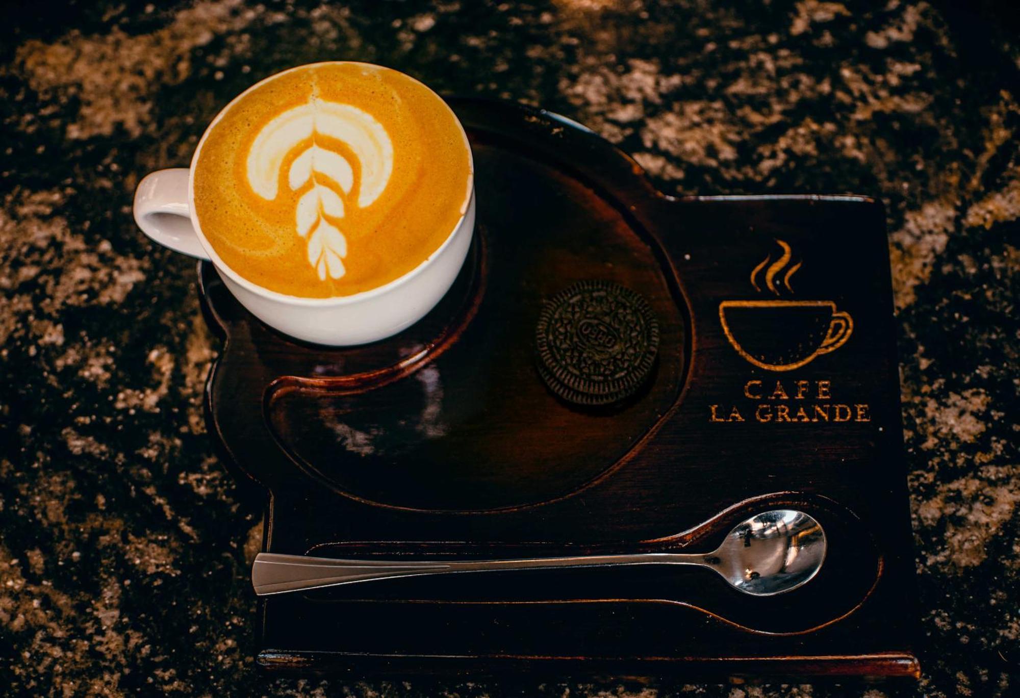 La Grande Hotel カンパラ エクステリア 写真